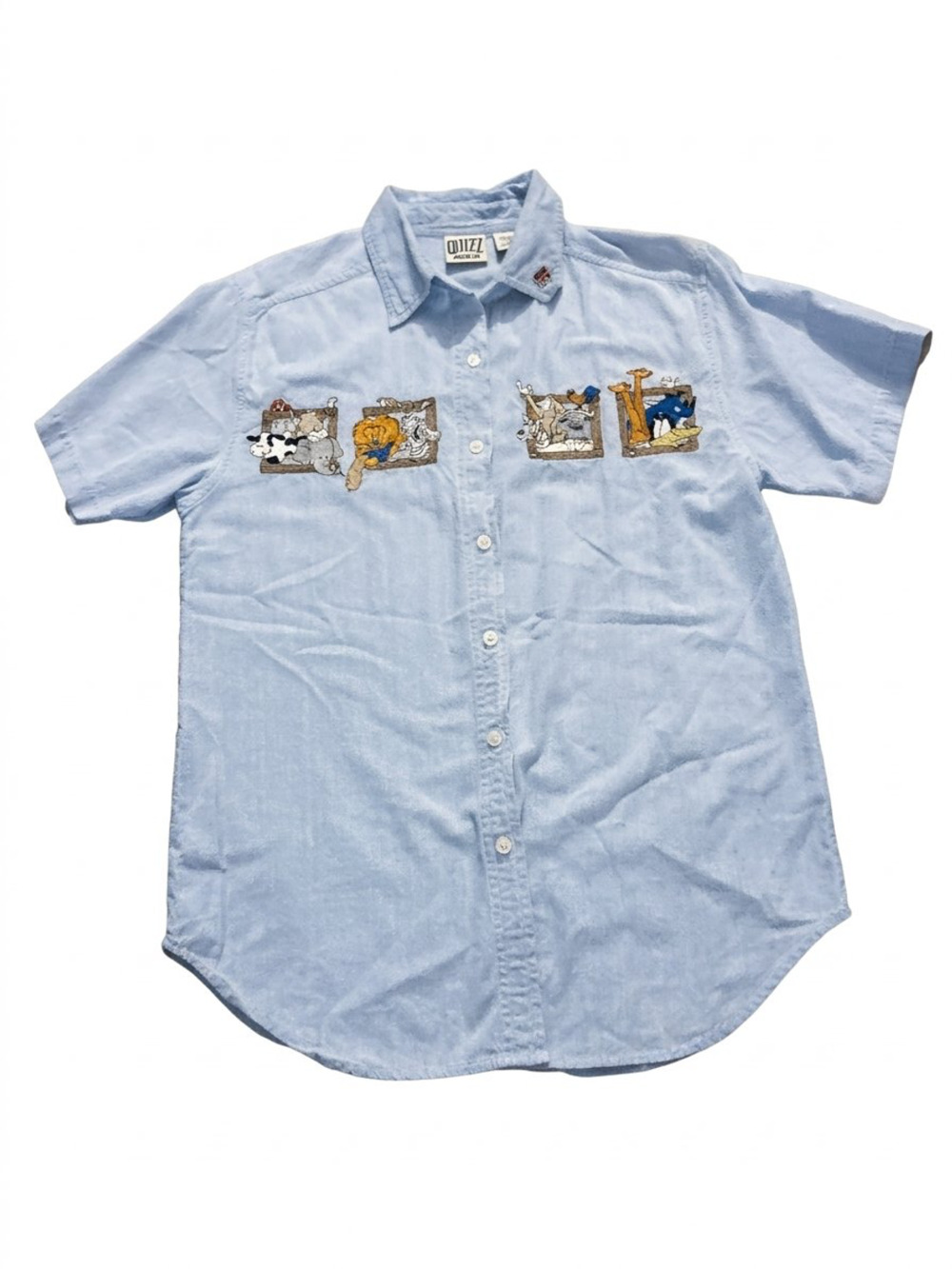 Quizz Again Short Sleeve Button-Down Shirt Size S Blue Embroidered Animals